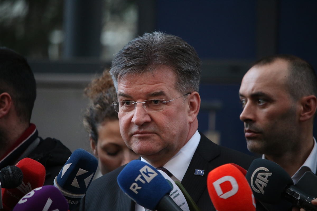 Lajčak u Beogradu – razgovori teški i sadržajni